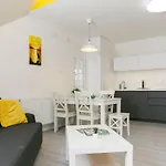 Chris By Interhome *