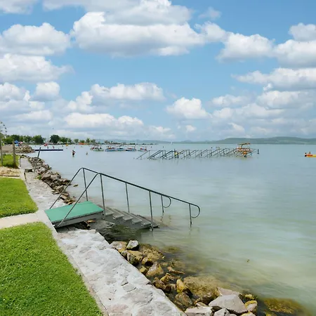 Chris By Interhome *