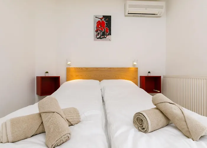 Chris By Interhome *